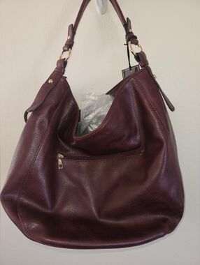 Deluxity Womans Burgundy Shoulder Bag
